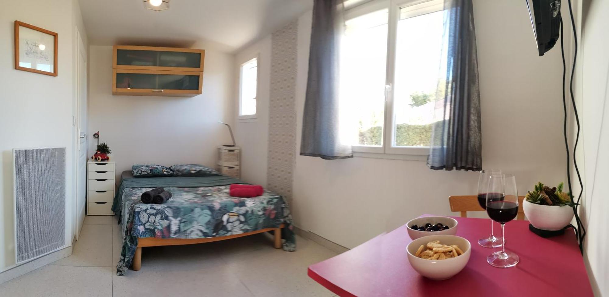 Studio Dans La Villa Les Cigales Lezignan-Corbieres Bagian luar foto